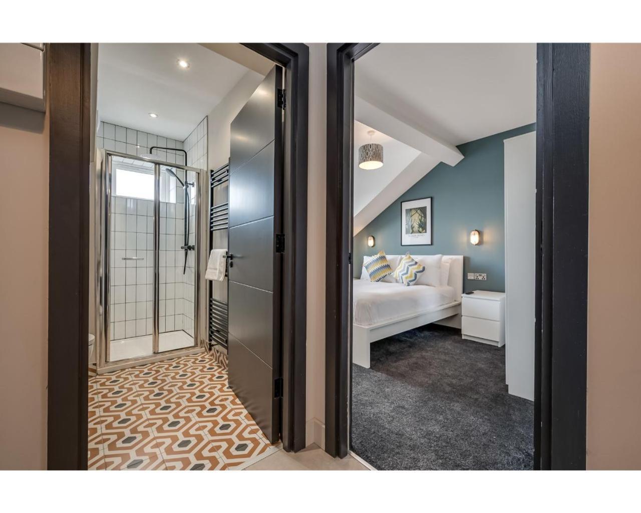 Central Belfast Apartments: University Street Номер фото